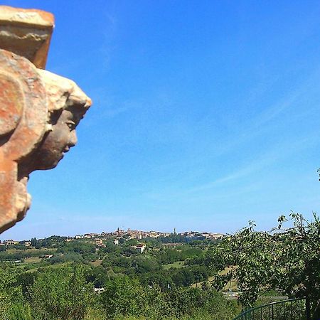 Nell'Antica Torre Di Fronte A Siena Apartment Bagian luar foto