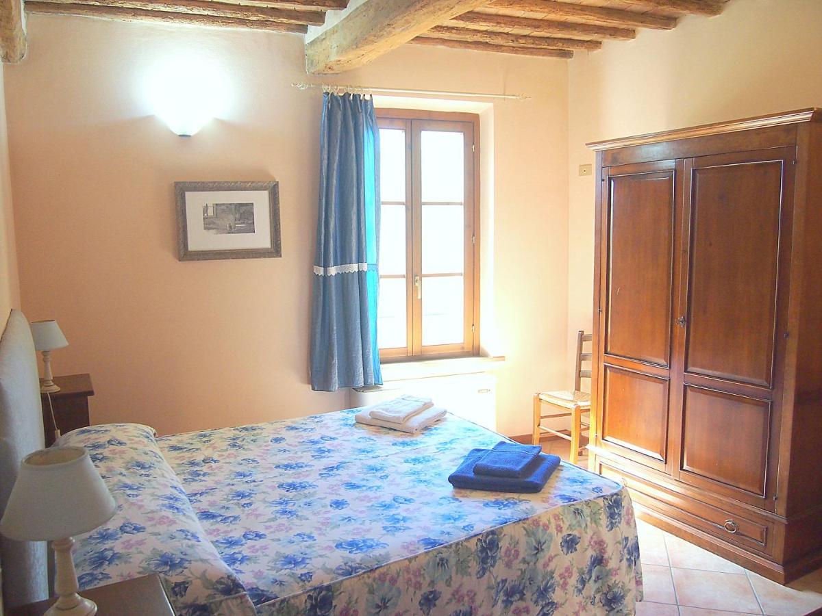 Nell'Antica Torre Di Fronte A Siena Apartment Bagian luar foto