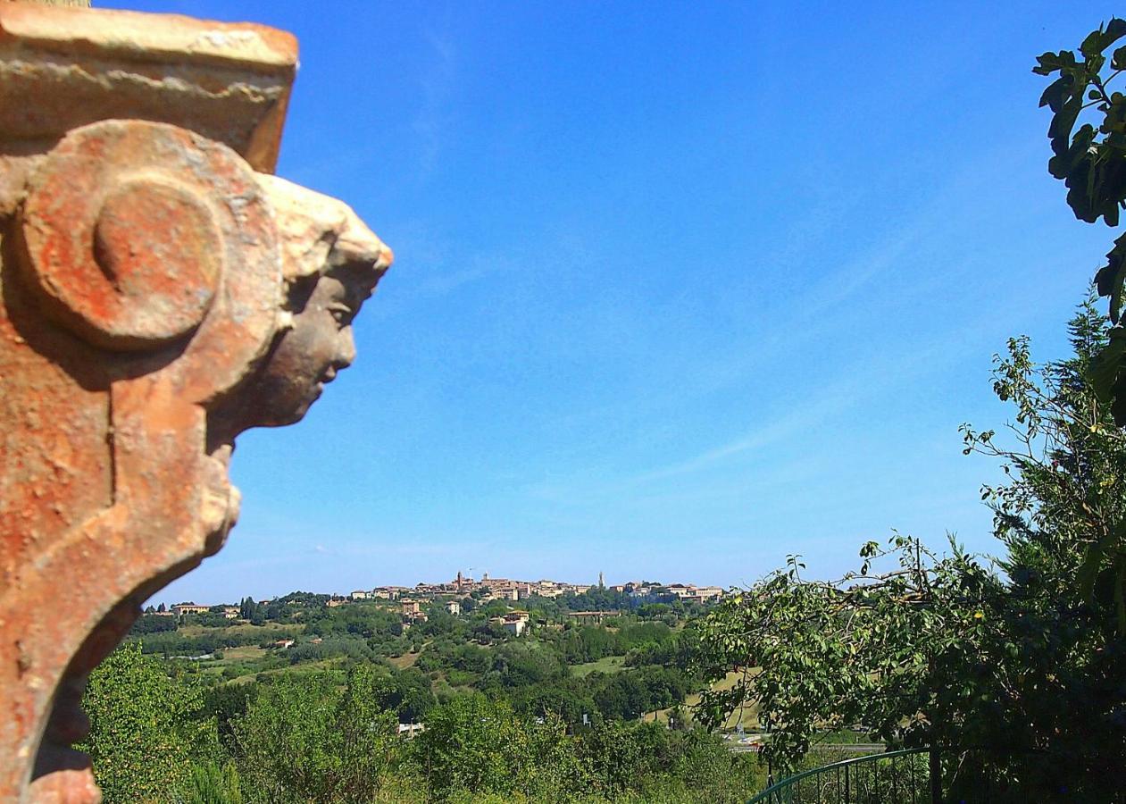 Nell'Antica Torre Di Fronte A Siena Apartment Bagian luar foto